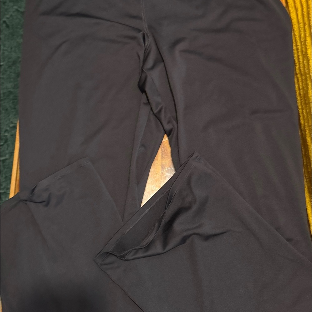 Dark Gray Maurice’s flare active leggings